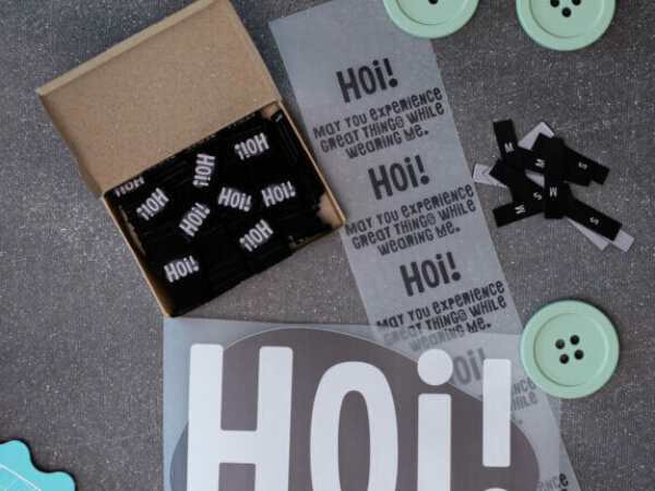 Hoi! personalisierte Labels und Bügelbilder
